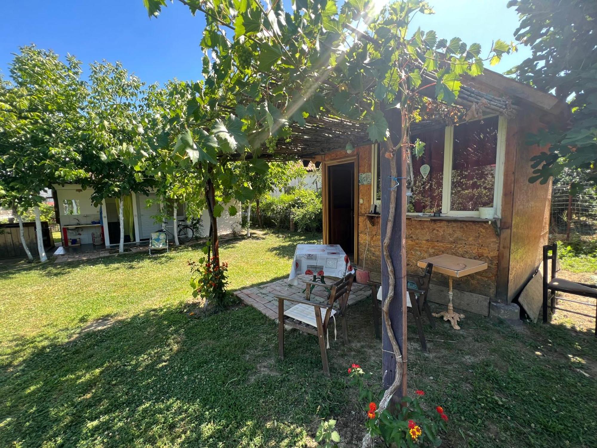 Elbasan Backpacker Hostel Exterior foto